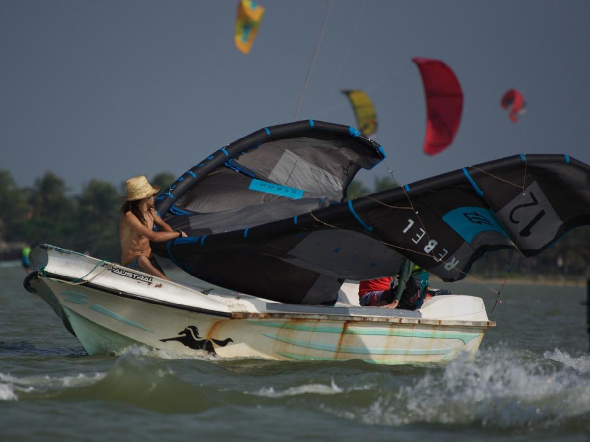 De Silva Wind Resort Kalpitiya - Kitesurfing School Sri Lanka المظهر الخارجي الصورة